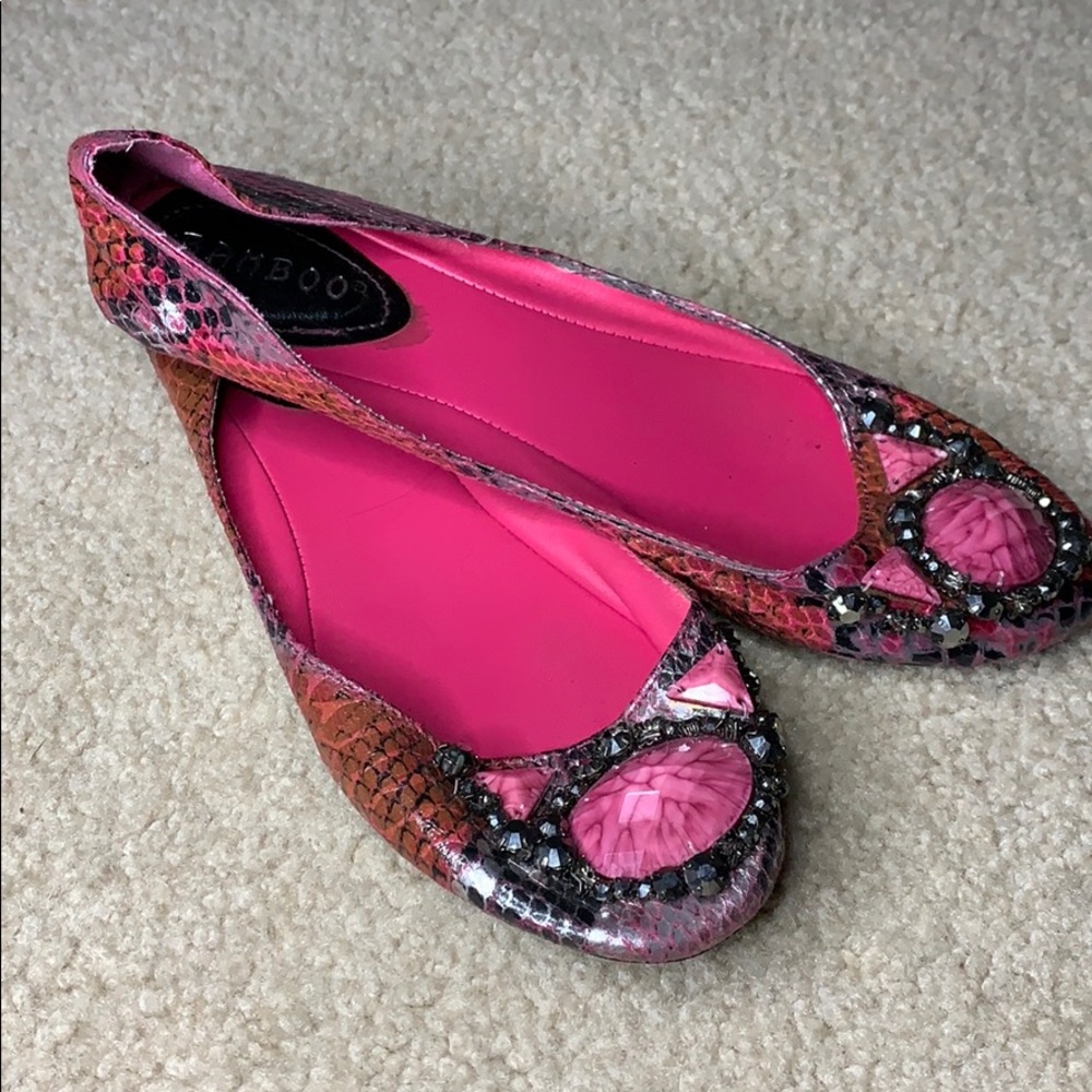 Snakeskin flats